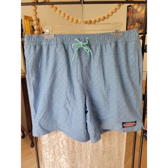 Vineyard Vines Other - New men's medium vineyard Vines swim trunks in light blue floral pattern beach